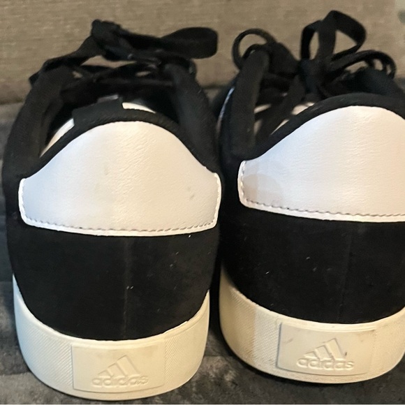 Adidas Black and White Sneakers with Gold Logo - Picture 7 of 9